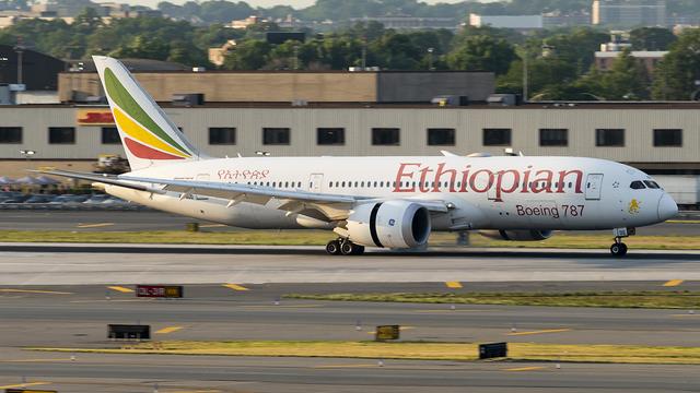 ET-AOQ::Ethiopian Airlines
